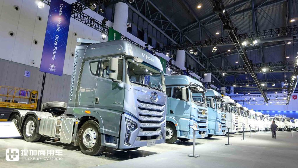 Equipped with a 640HP High-Power Engine: A Live Review of FAW TRUCKS’ Newly Launched DORTRON DH 640 Tractor