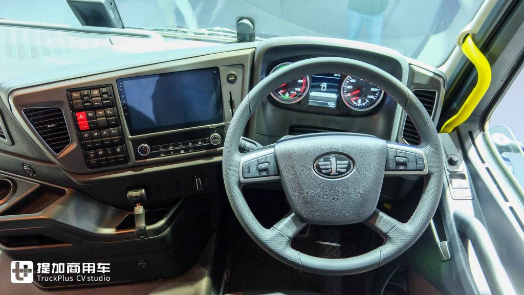 Gross Combination Weight up to 120 Tons! Built for Road Trains: A Live Review of FAW Trucks’ Newly Launched Export-Model CORTRON CH Tractor