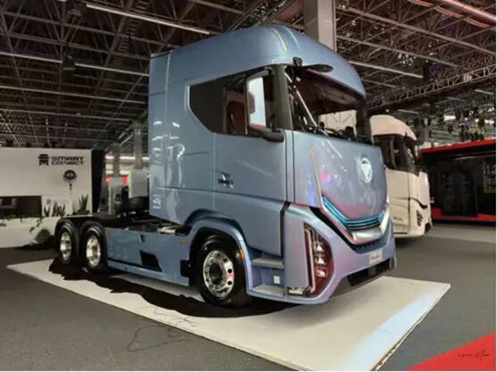 FOTON Motor shines at Expo Transporte 2025 with the intelligent heavy truck GALAXUS 9 making its debut in Mexico