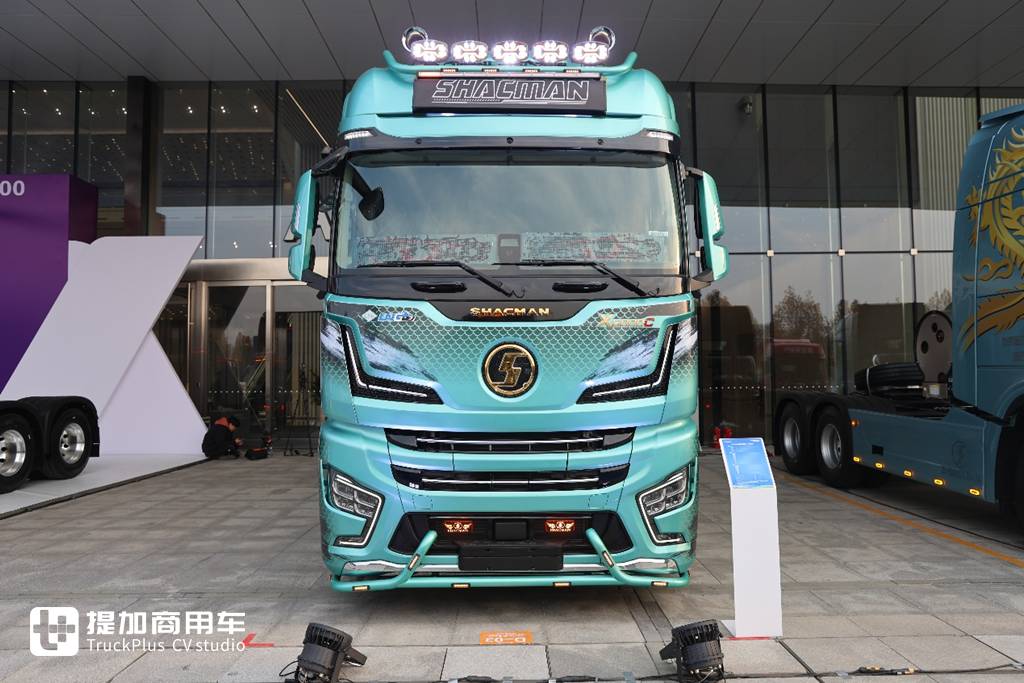Elevating Premiumness to New Heights: Shacman’s All-New X6000 Arrives – A Live Review of the Super Flagship Tractor Reveals All Upgrades and Improvements!