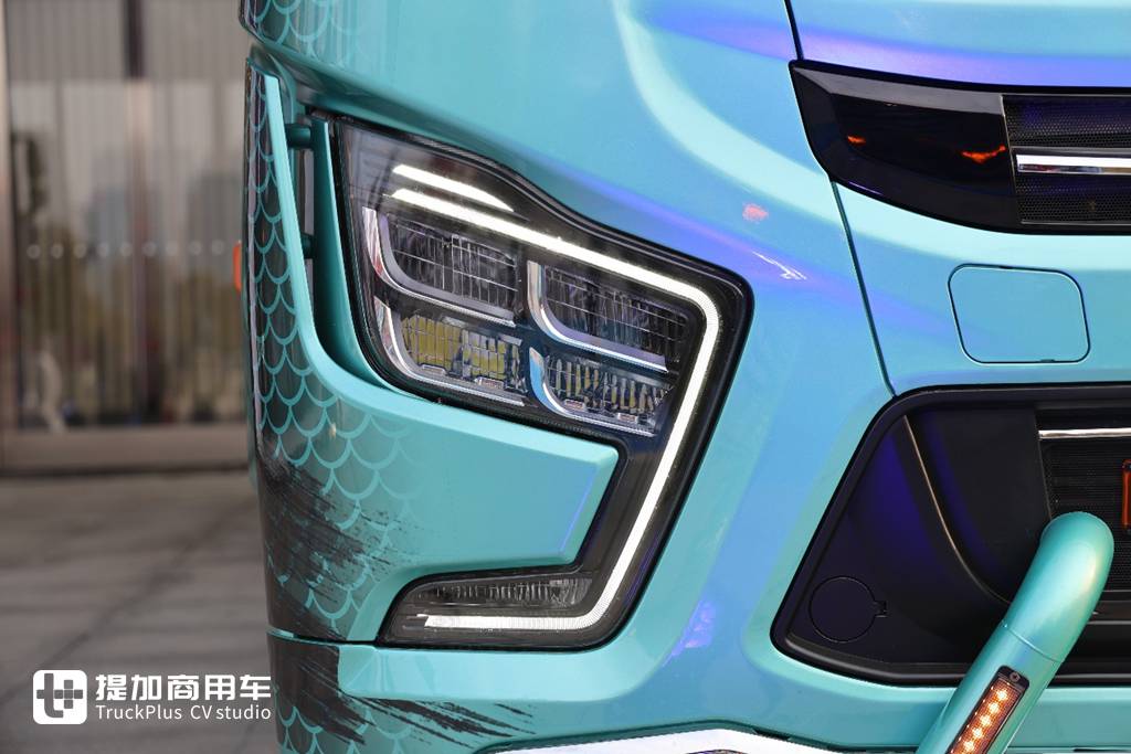 Elevating Premiumness to New Heights: Shacman’s All-New X6000 Arrives – A Live Review of the Super Flagship Tractor Reveals All Upgrades and Improvements!