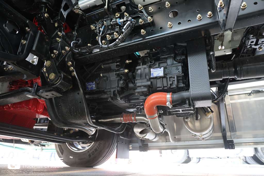 Elevating Premiumness to New Heights: Shacman’s All-New X6000 Arrives – A Live Review of the Super Flagship Tractor Reveals All Upgrades and Improvements!