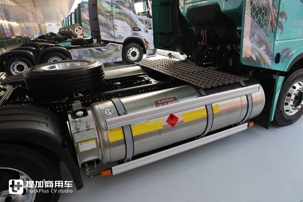 Elevating Premiumness to New Heights: Shacman’s All-New X6000 Arrives – A Live Review of the Super Flagship Tractor Reveals All Upgrades and Improvements!