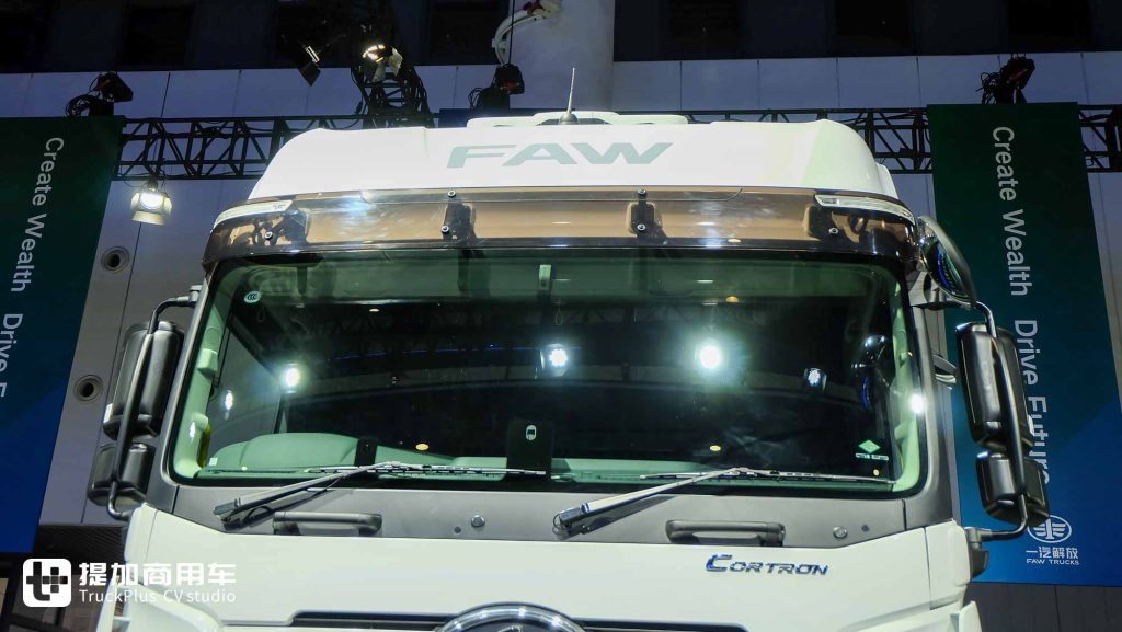 Gross Combination Weight up to 120 Tons! Built for Road Trains: A Live Review of FAW Trucks’ Newly Launched Export-Model CORTRON CH Tractor