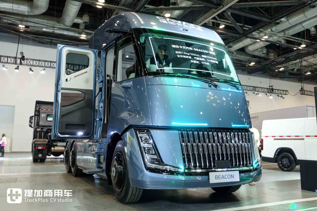 China’s First Mass-Produced Liquid Hydrogen Heavy Truck! Wedge-Shaped Body + RV-Grade Living Cabin: A Live Review of Foton Cavan BEACON Liquid Hydrogen Heavy Truck