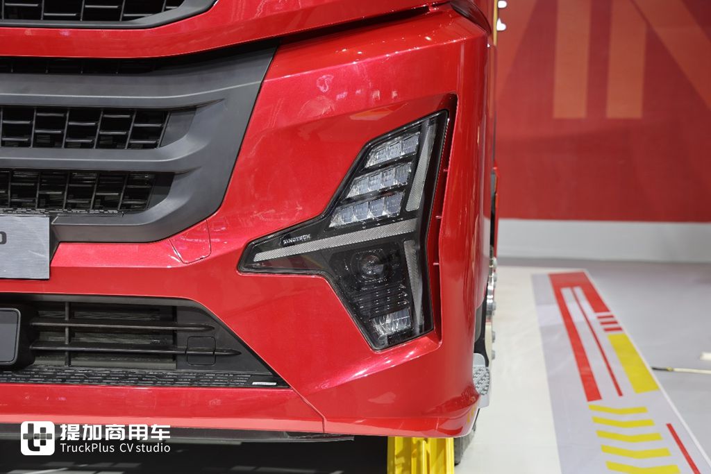 A New Flagship of China’s High-End Heavy Trucks: Sinotruk Howo KS Is Here – Live Review Uncovers Its Strengths
