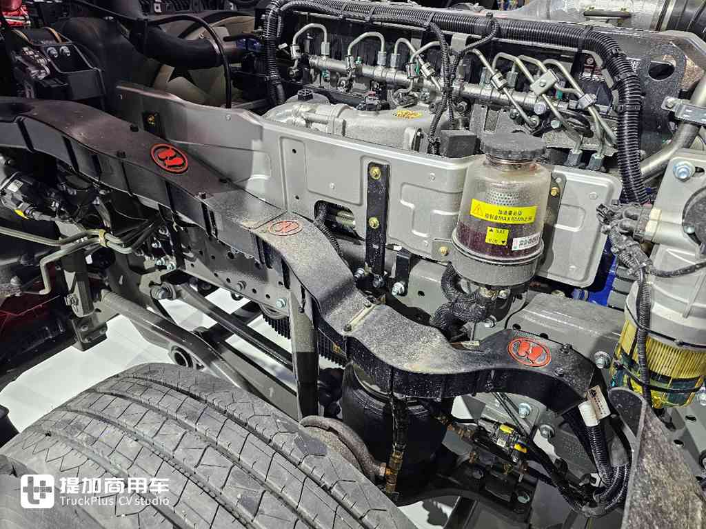 A New Flagship of China’s High-End Heavy Trucks: Sinotruk Howo KS Is Here – Live Review Uncovers Its Strengths