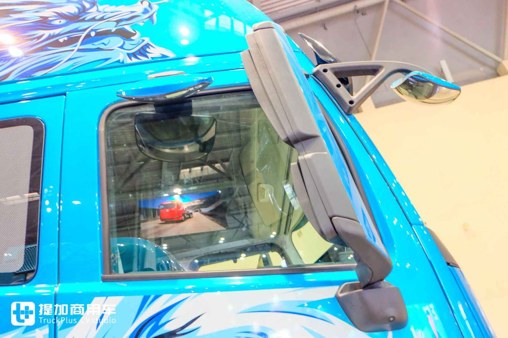 Continuing the Tianlong Legacy? Dongfeng KH Debuts on an All-New Platform – Live Review Reveals What’s Different!