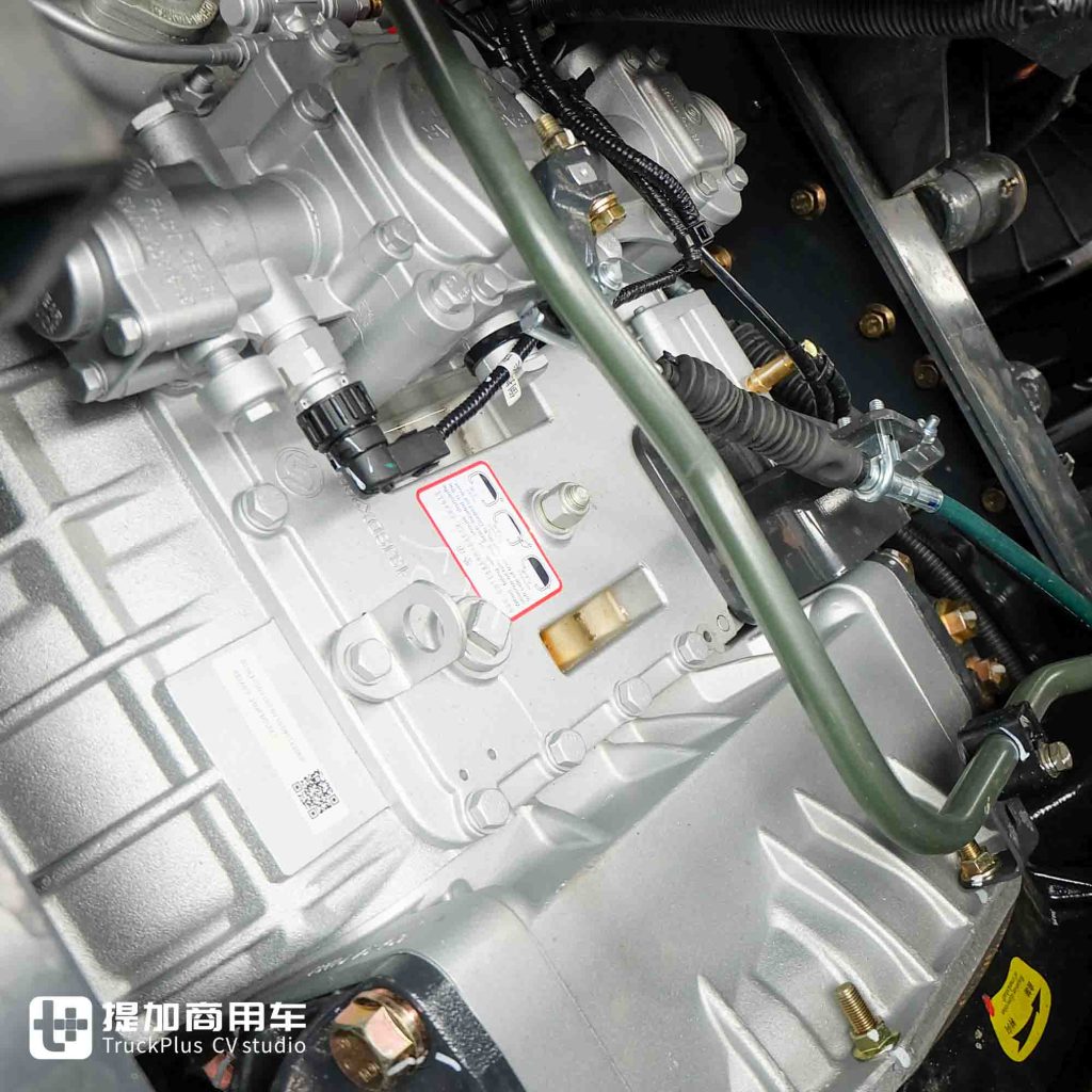 Built for High-Altitude Heavy-Duty Dump Work? 600 HP + Flat-Floor Cab — This Chenglong HK Delivers Serious Power!